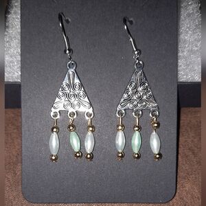 Handmade beaded dangling bohemian earrings silvertone